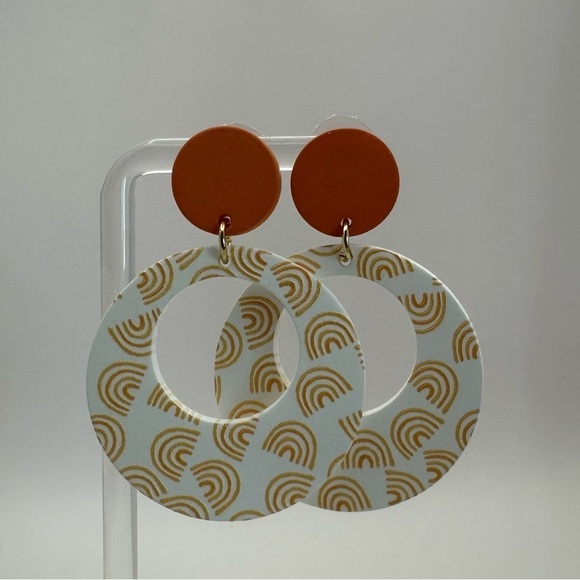 Rainbow Print Retro Hoop Earrings - Picture 8 of 15